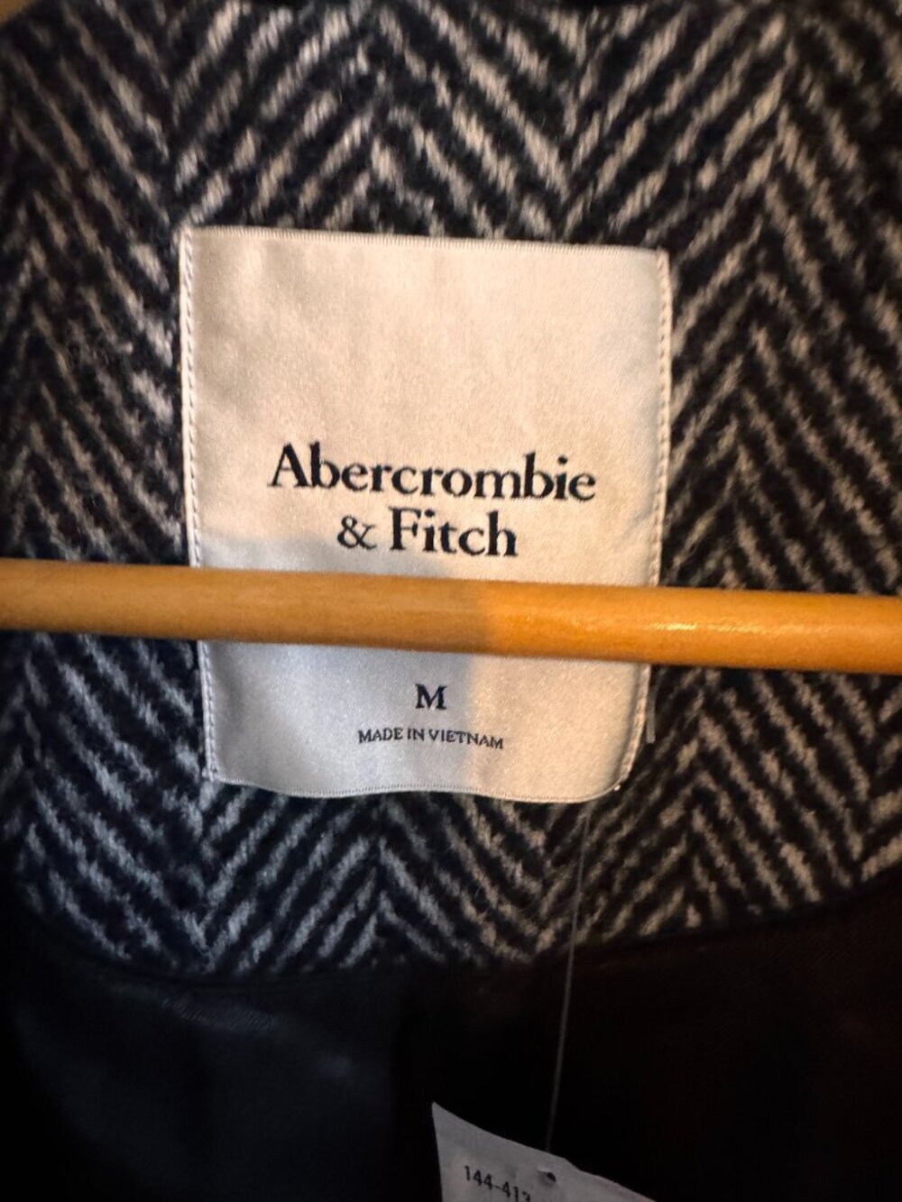 Timeless! Abercrombie & Fitch Herringbone Maxi Coat - Picture 8 of 9